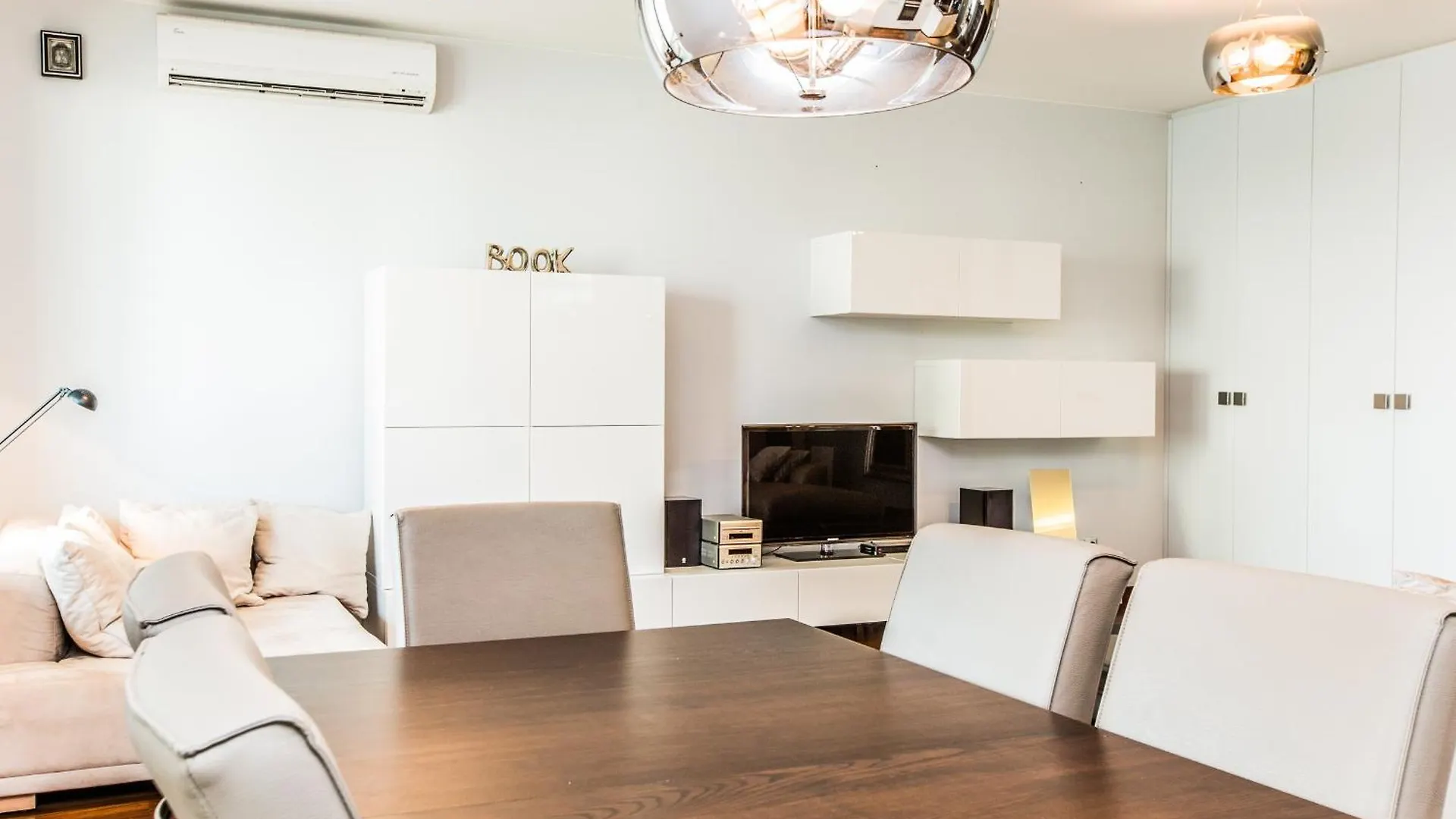 Exclusive Aparthotel Varšava