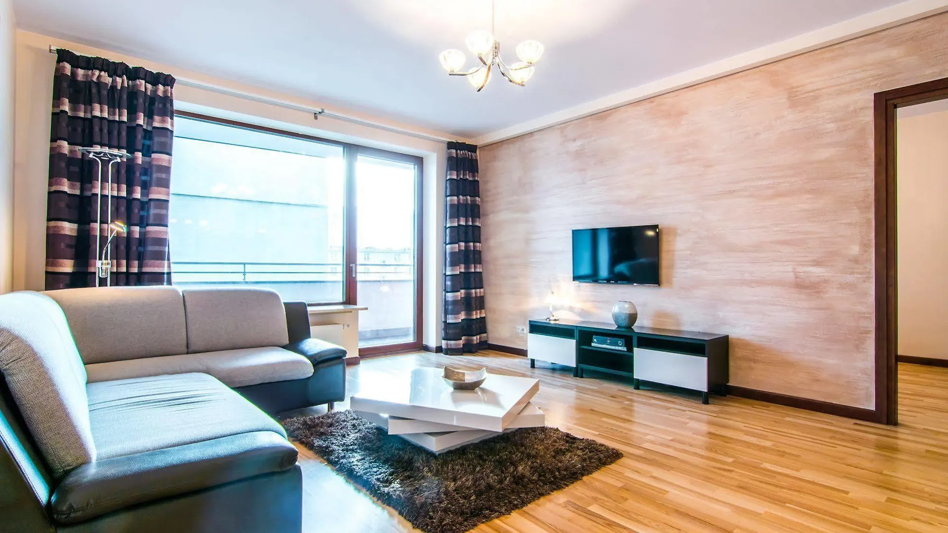Exclusive Aparthotel Varsó